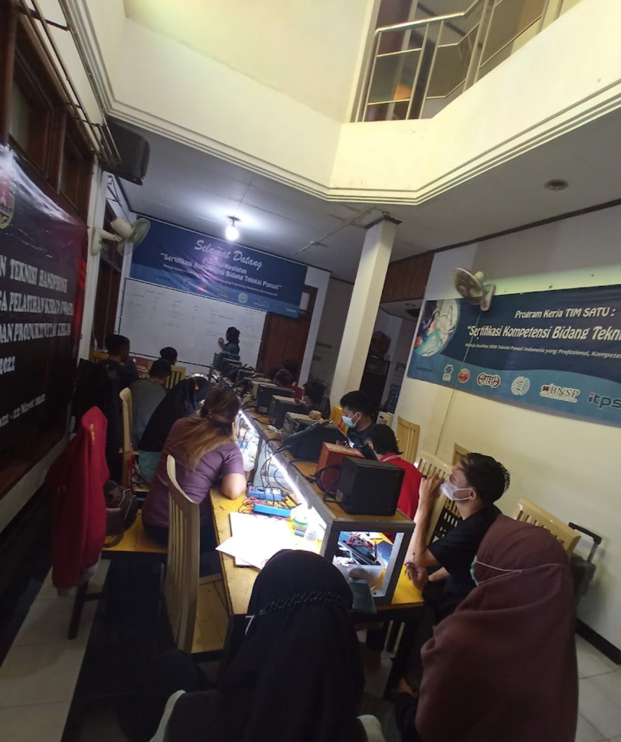 Screen Shot 2022-03-10 at 15.59.19